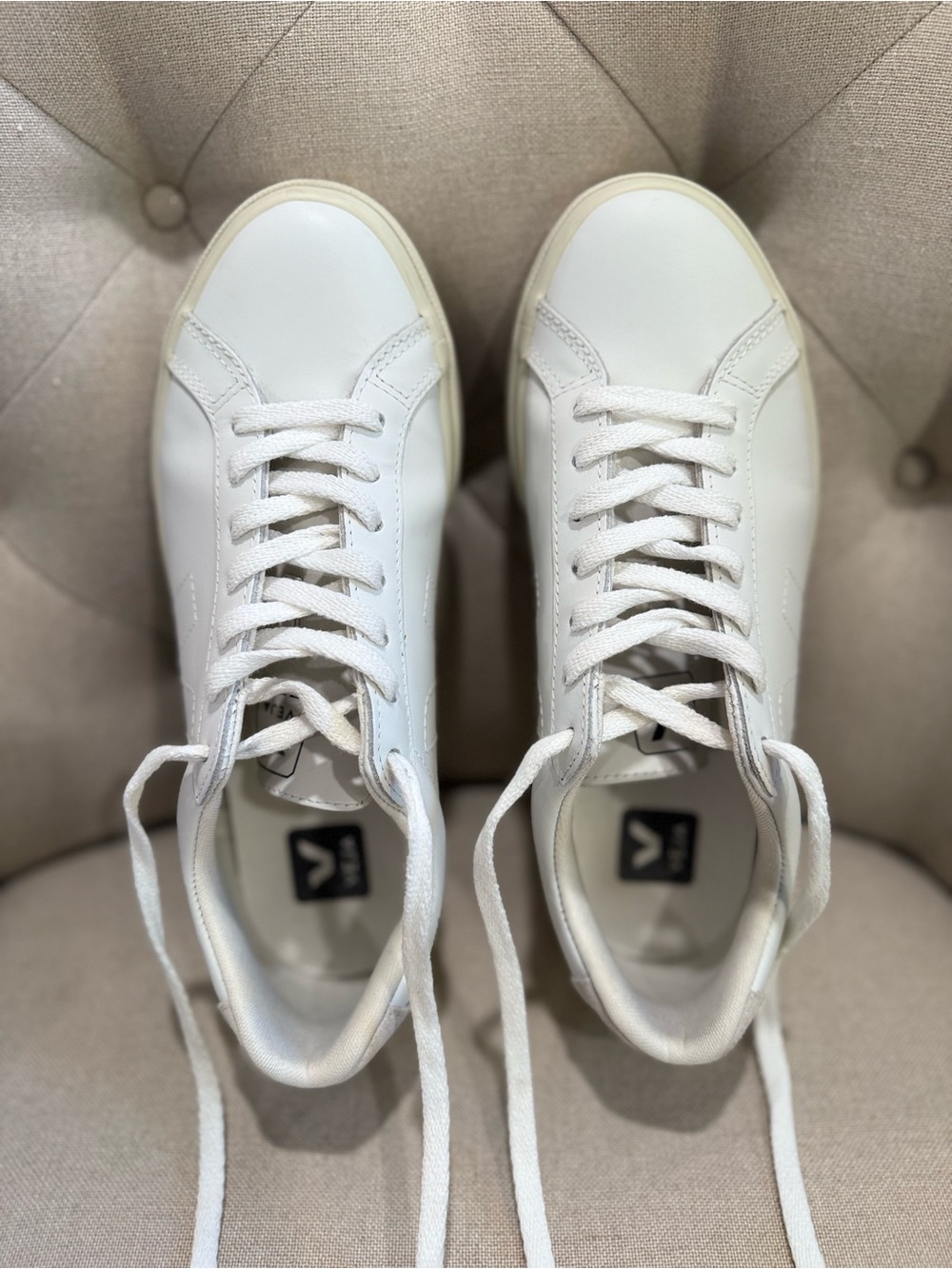 Veja Esplar White Low-Top Sneakers, Size 8